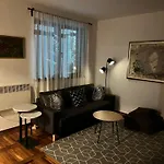 Pahulja Dağ evi *